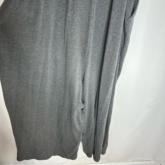 Torrid gray cropped jumpsuit V neck size 4X - Picture 11 of 11